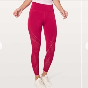 Lululemon Reveal Tight Interconnect 25.5”